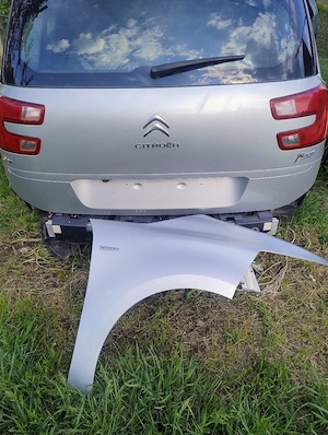 aripa fata Citroen C4 Grand Picasso 