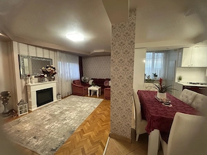 Apartament ultracentral 4 camere - imagine 2