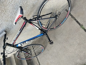 Bicicleta cursiera in stare foarte buna 