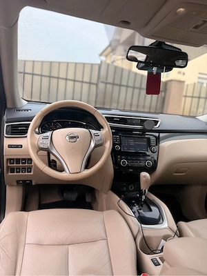 Nissan X-Trail 1.6 dCi 2014 | automată | piele bej | 2x4 | Foarte întreținută! - imagine 3
