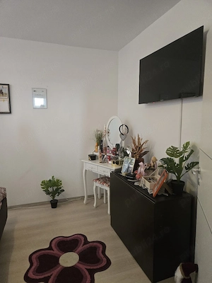 Apartament cu 2 camere spațios și luminos de vânzare-Avantgarden 3 Brașov - imagine 5