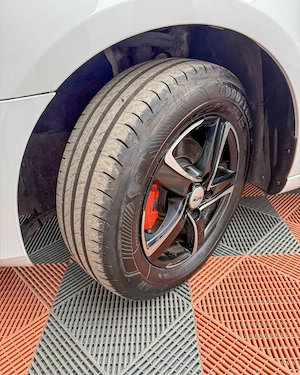 VW GOLF 6 . 1,2 Benzina , Distributie pe lant . RAR+ITP . Garantie 12 luni . Buy-Back . Test-Drive  - imagine 5