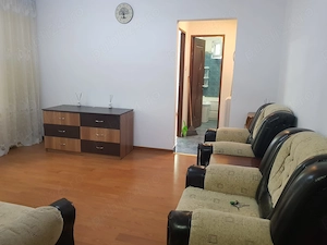 Apartament 2 camere Piata Resita, etaj 1, curat, 360 euro - imagine 3