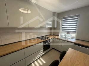 Apartament 2 camere, 60 mp, decomandat, parcare, Zona Maurer - imagine 6