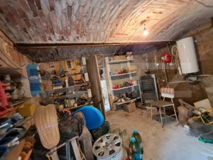Casa Individuala Etaj si Demisol, zona Reghin  - imagine 10