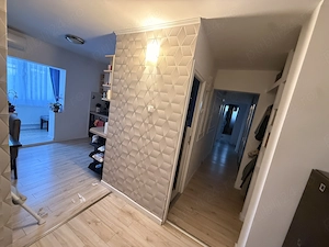 Vând apartament 3 camere  - imagine 2