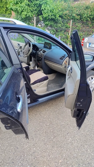 Se vinde Renault Megane 2 break,an 2008,km195000 - imagine 3