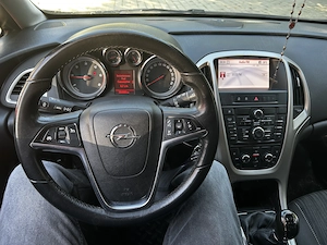 Opel Astra J 2012 1.7 CDTI diesel - imagine 9