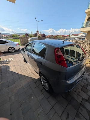 Fiat Grande Punto 1.2 benzina 65cp 2007 primul proprietar in Romania - imagine 3