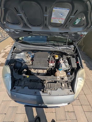 Fiat Grande Punto 1.2 benzina 65cp 2007 primul proprietar in Romania - imagine 7