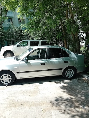 Hyundai Accent  - imagine 4