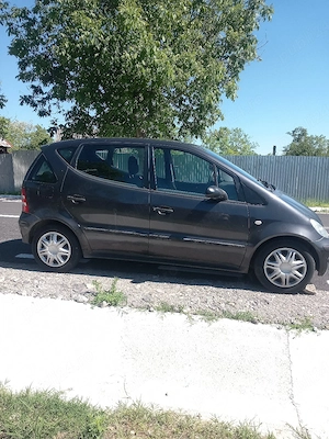 mercedes Aclass  - imagine 3