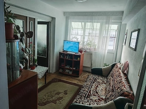 Proprietar , vand apartament 3 camere  - imagine 3