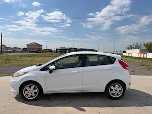 Ford Fiesta inmatriculat - imagine 4
