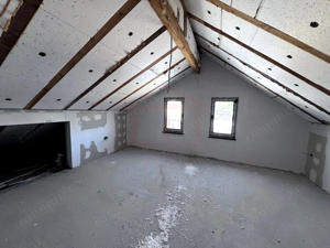 Vanzare casa P+M in Sendreni( in spatele Primariei), pret 99 000 euro - imagine 10