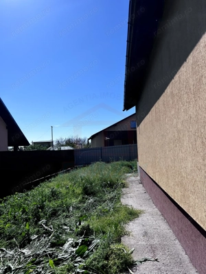 Vanzare casa P+M in Sendreni( in spatele Primariei), pret 99 000 euro - imagine 2