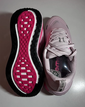 Nike Vomero ZoomX