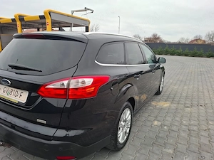 Ford Focus Titanium - imagine 2
