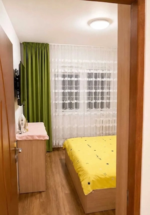 Vând apartament 3 camere  - imagine 6
