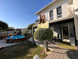 Lugoj,  Vila de Vis Cu Piscina, 440 Mp. Construiti, 820 Mp. Teren