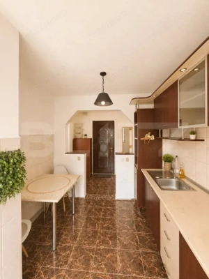 Oportunitate în Zorilor, 2 camere decomandate, poziție excelentă - imagine 3