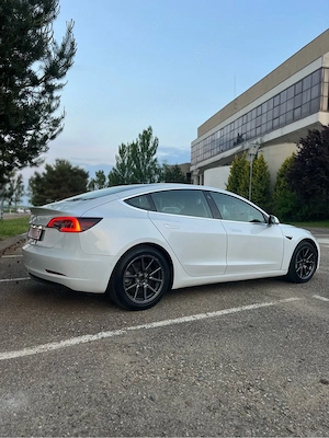 Tesla Model 3 Standard Range Plus | 2020 | Autopilot | model 2  km - imagine 3