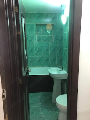 Închiriez apartament cu o camera - imagine 4