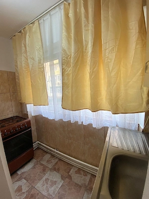 Închiriez apartament cu o camera - imagine 5