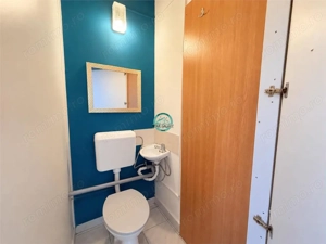 Vand spatiu comercial in Tudor, Blv. Pandurilor suprafata utila 33 mp - imagine 4