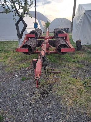 se vinde tractor  - imagine 4
