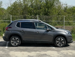Peugeot 2008 euro 6 1.5 diesel-120 cp bluehdi EAT6 - imagine 4