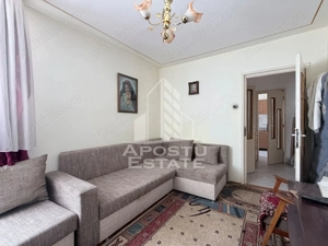 Apartament de vanzare  doua camere decomandat Sagului