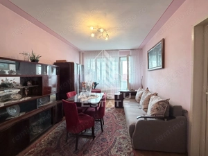 Apartament de vanzare  doua camere decomandat Sagului