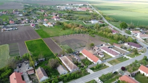 Gospodarie de vanzare in Giulvaz, judetul Timis - imagine 2