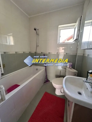 Casa vanzare cu 4 camere finisata teren aferent 2500 mp la 10 km de Alba Iulia - imagine 17