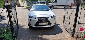 Vand Lexus UX250h Efour Luxury 59k km 2019 - imagine 5