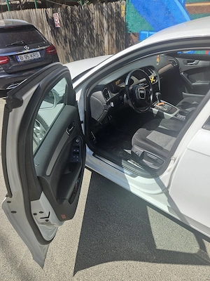 Audi A4 2,0 tdi automata - imagine 4