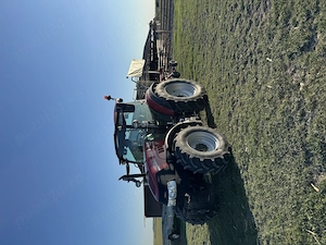 Vând tractor casei 