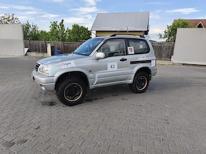Suzuki Grand Vitara 1.6 benzină  - imagine 2