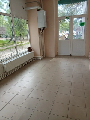 Inchiriez spatiu comercial 22 mp, Nicolina-Lidl - imagine 2