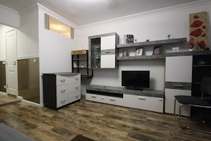 Proprietar vand garsoniera, Zona Aradului - mobilata si utilata de lux - imagine 4