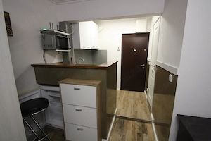 Proprietar vand garsoniera, Zona Aradului - mobilata si utilata de lux - imagine 10
