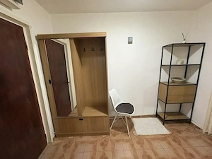 Inchiriez apartament
