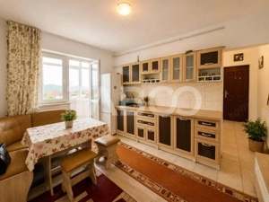 Apartament de vanzare 2 camere balcon etaj 2 in Avrig zona Sticla - imagine 2