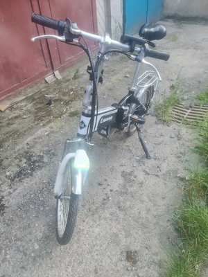 Bicicleta electrica cu acceleratie pliabila - imagine 5