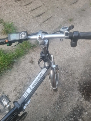 Bicicleta electrica cu acceleratie pliabila - imagine 3