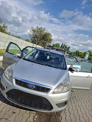 Ford Focus 2 Facelift an 2008 , Sedan, 1.6 benzina PRET NEGOCIABIL! 