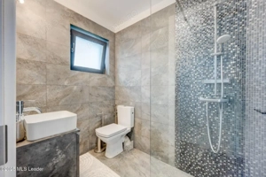 Casă modernă 4 camere,141m,living generos, curte verde, Tunari - imagine 18