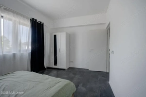 Casă modernă 3 dormitoare,140m,living generos, loc piscină-Balotești - imagine 12