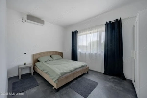 Casă modernă 3 dormitoare,140m,living generos, loc piscină-Balotești - imagine 11